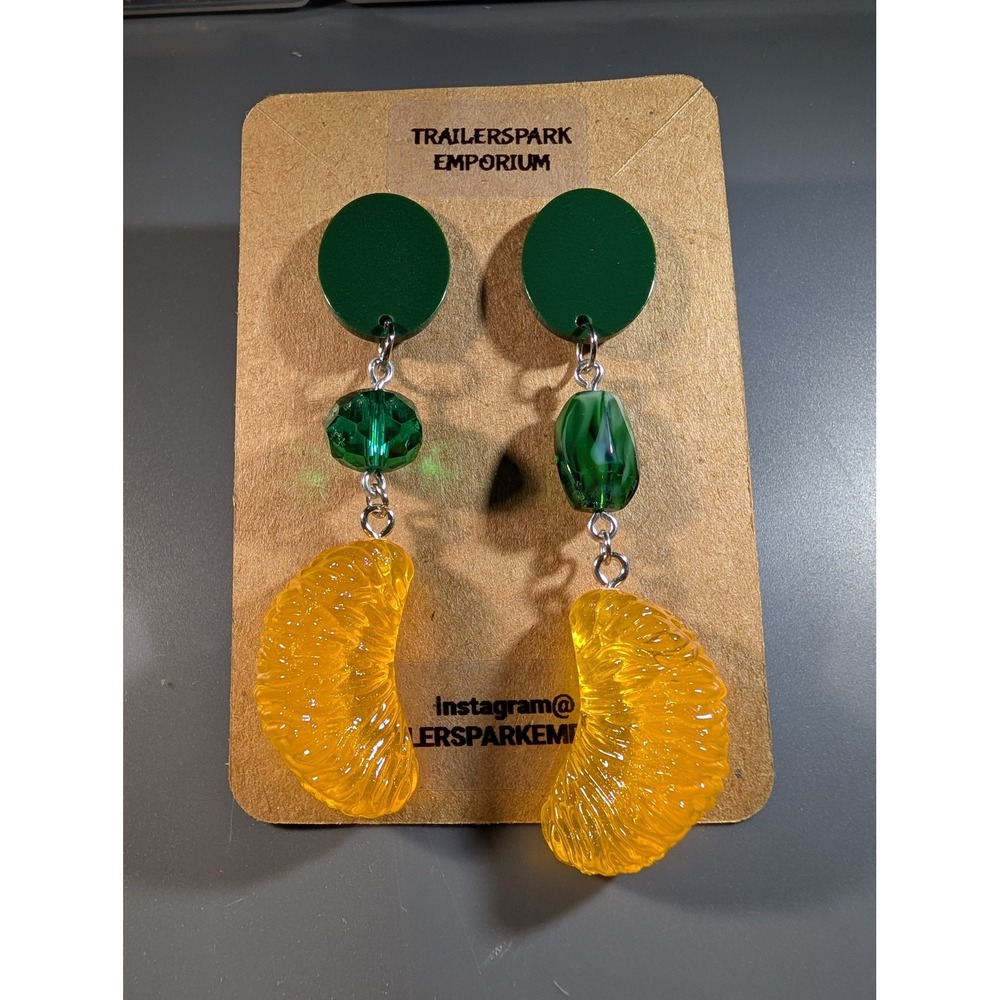 Trailerspark Emporium Orange Citrus Slice Drop Earrings Green Bead Nickel Free